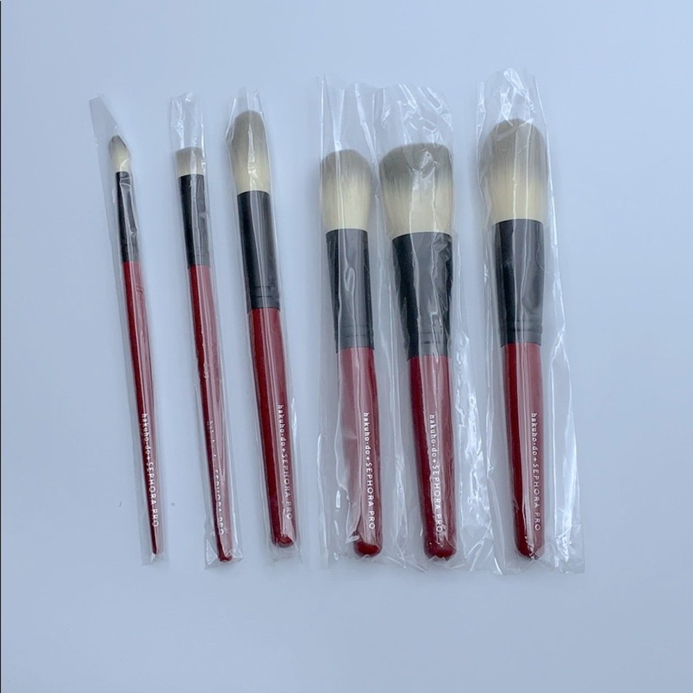 Hakuho-do  Sephora brushes